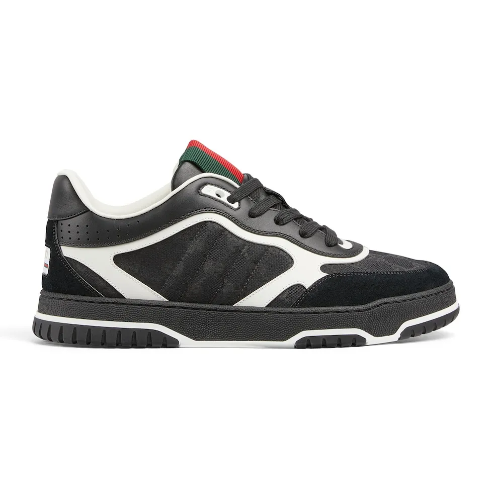 p480 Men's Men's Shoes Gucc*Gucci Re-Web series👫Couple's webbed leather sneakers, as the first sneakers created by Sabato De Sarno for Gucci, the Re-Web series reinterprets the brand's classic stripes, and sets off the modern silhouette design with bold and unique details. This shoe is crafted from iconic classic GG canvas and white leather. This new sneaker is ingeniously decorated with many of the brand's classic details, and is equipped with a bright red and green webbing tongue, which will make people fall in love at first sight. Yuan Size: Female 35-40 Male 39-44 (can be customized to 45, 46